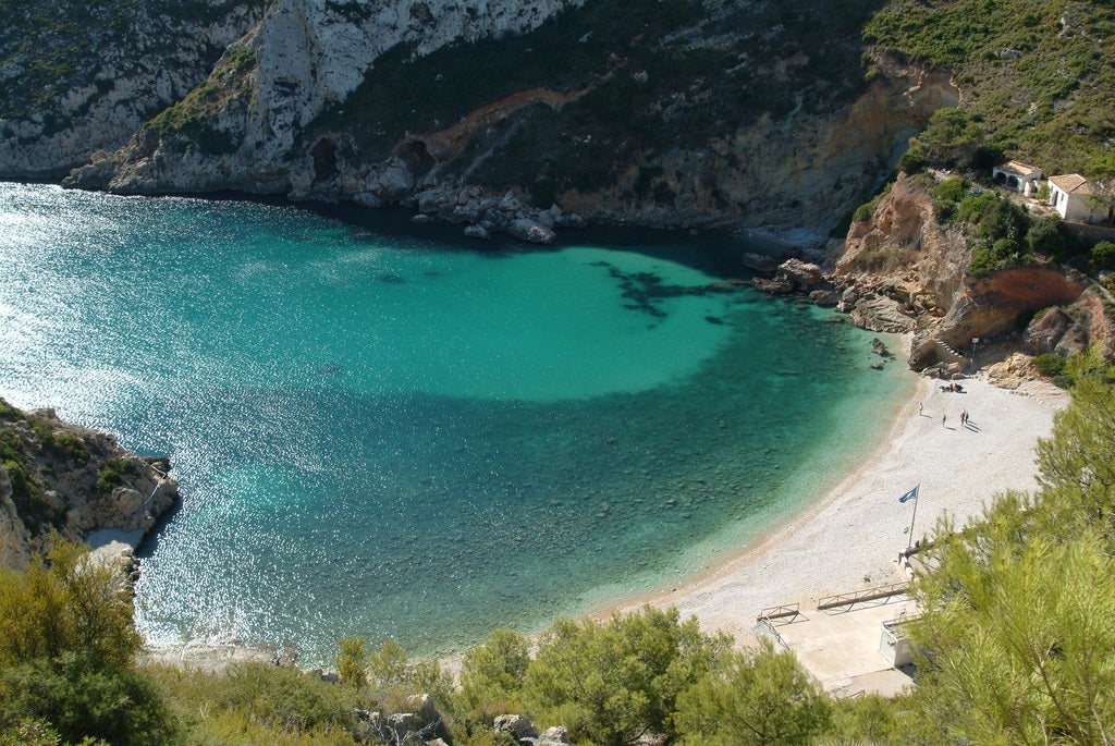 Las 10 playas más bonitas de Valencia: Cala Granadella