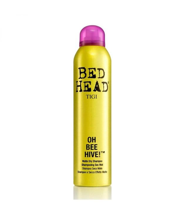 Los mejores champús secos: Oh Bee Have Volumizing Dry Shampoo de Bed Head TIGI