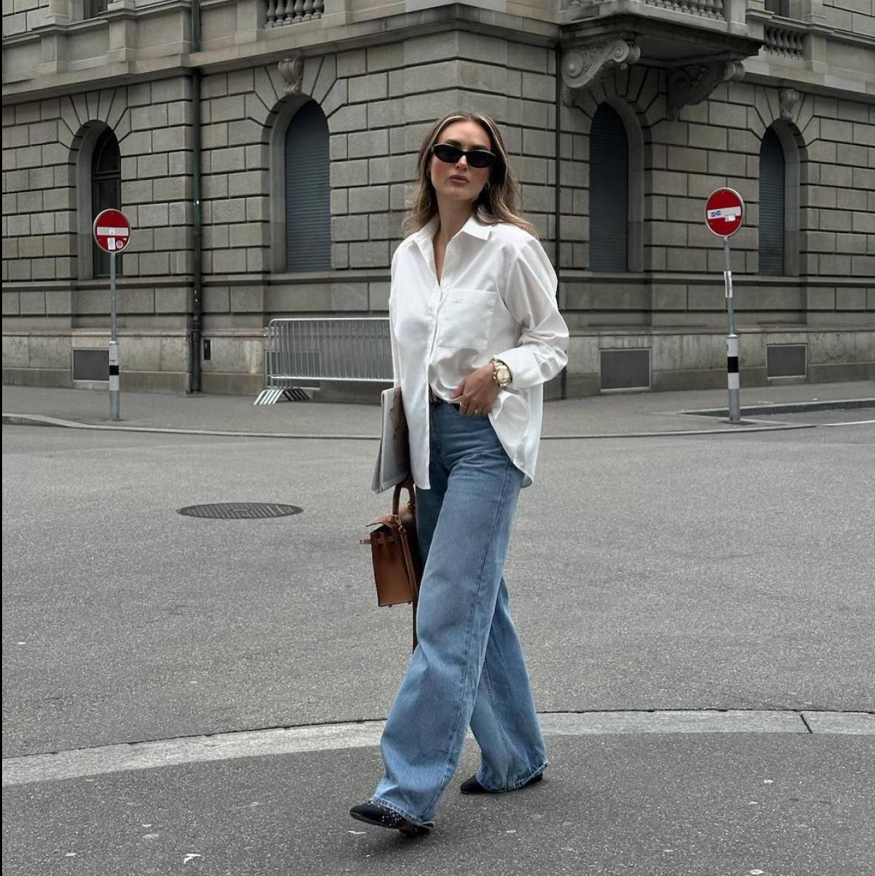 Influencer francesa con pantalones vaqueros/@OLIVIAFAEH