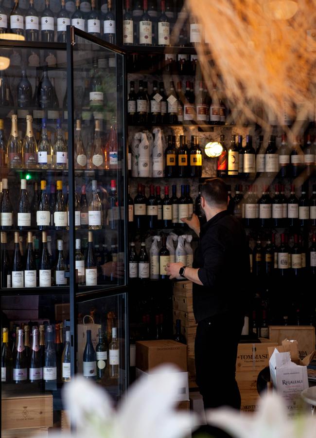 La bodega de Propaganda, un proyecto gastroenológico con referencias italianas con dos locales en Madrid. / DR