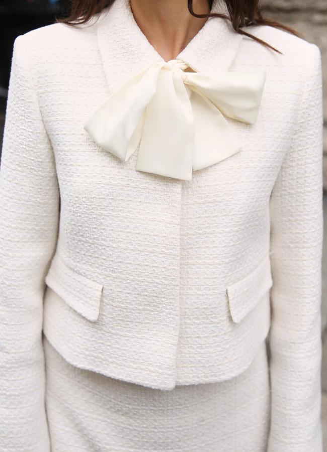 Chaqueta de tweed con lazo